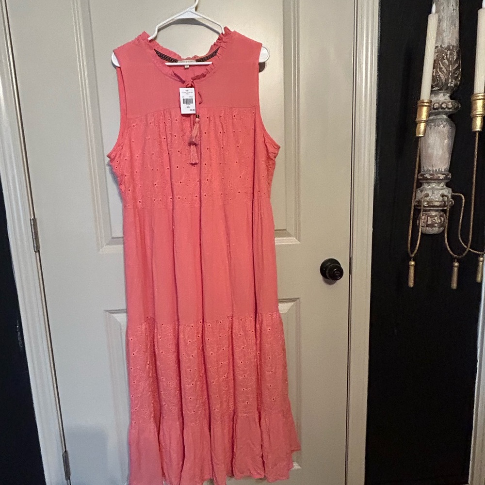 Pink Coral Lace Tiered Maxi Dress.  NWT  Size 3X